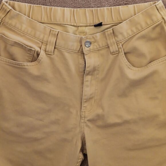 Carhartt Relaxed Fit Tan Shorts. Athleisure, Work, Play - Picture 4 of 11